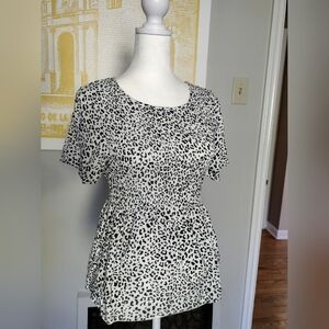 Urban Romantics Leopard Print Women's Flowy Top